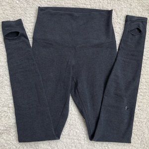 EUC size 6 Lululemon leggings, dark grey